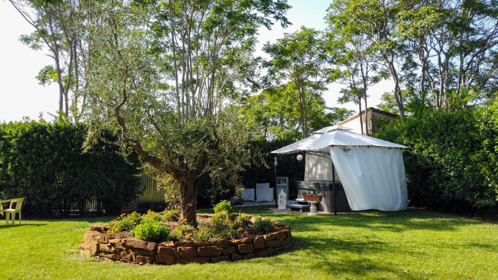 agriturismo con piscina idromassaggio a campiglia marittima